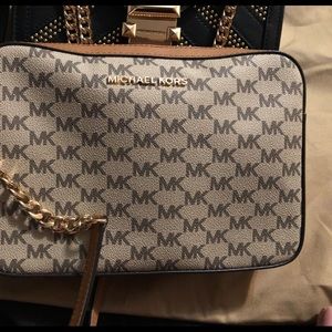 Michael Kors Crossbodys